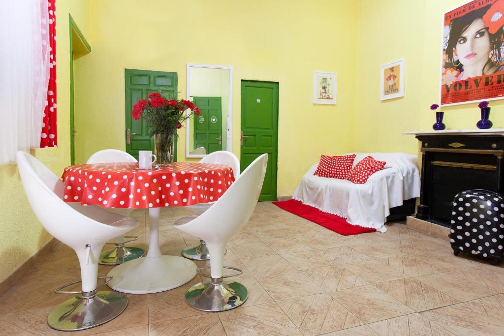 Hostal Bahia มาดริด ภายนอก รูปภาพ