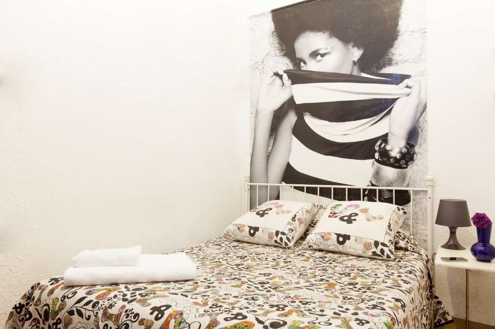 Hostal Bahia มาดริด ภายนอก รูปภาพ