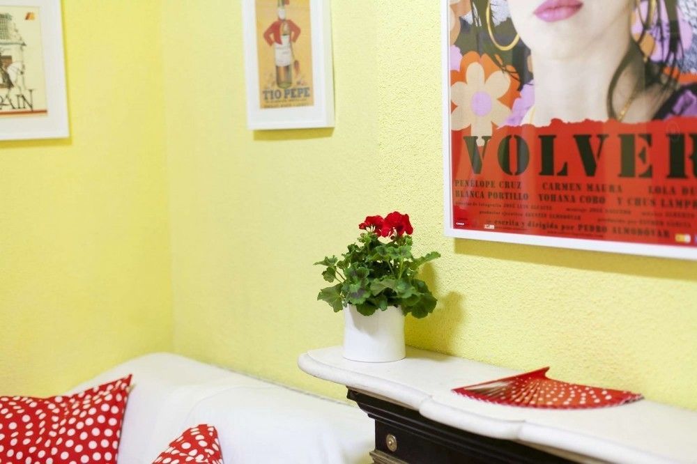 Hostal Bahia มาดริด ภายนอก รูปภาพ
